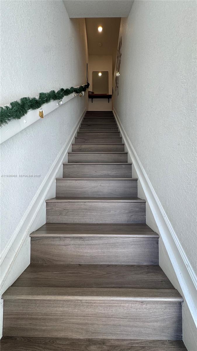 PRINCETON - Residential