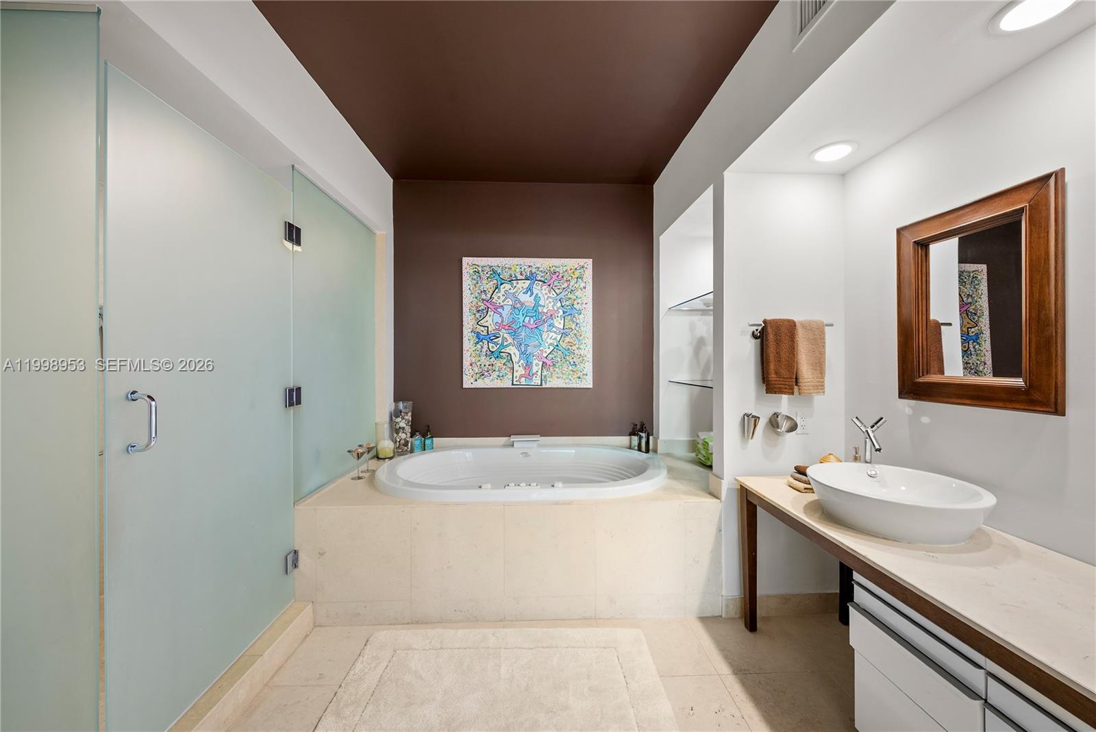 ICON CONDO - Residential Lease