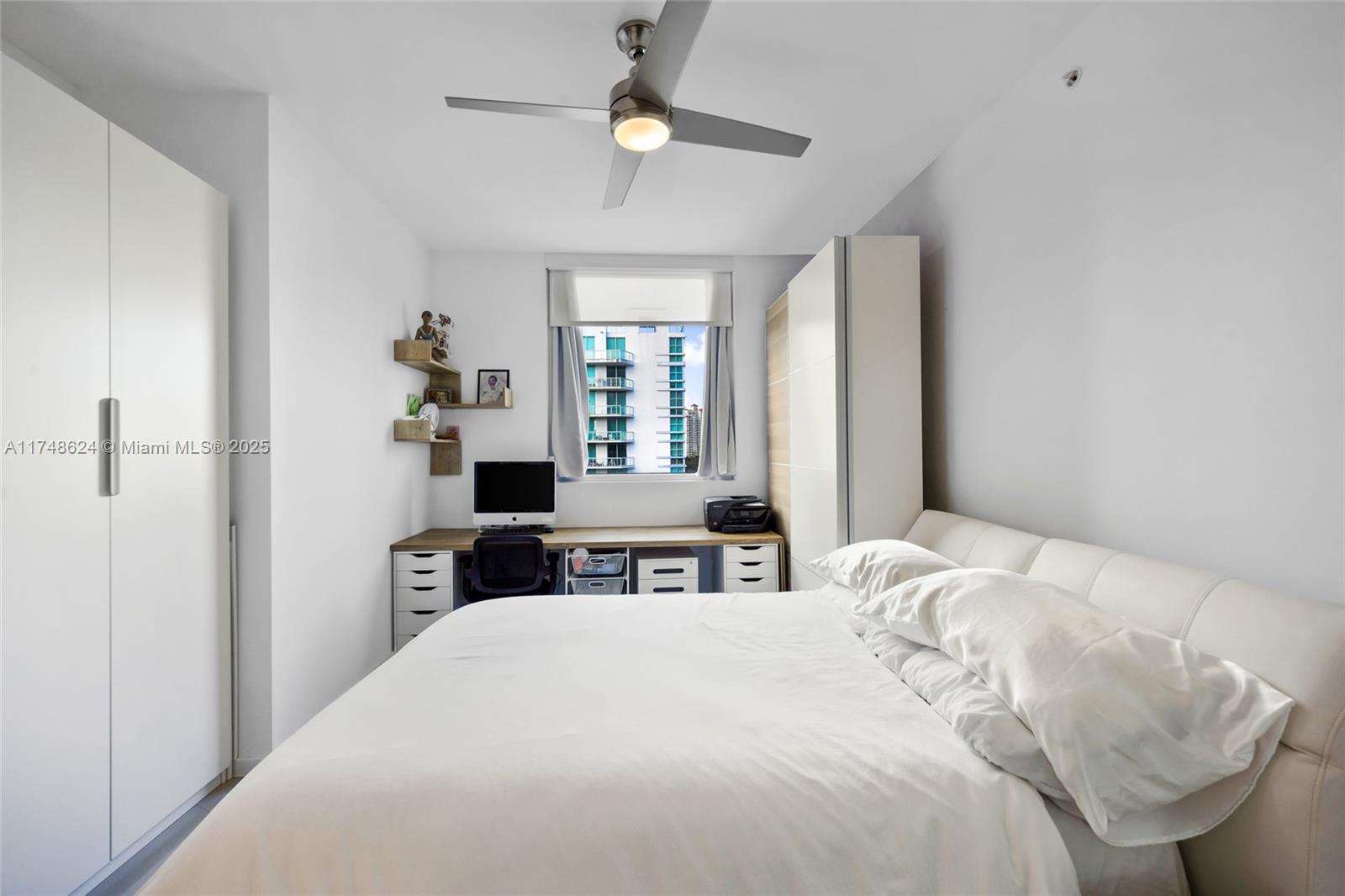 3030 AVENTURA CONDO - Residential