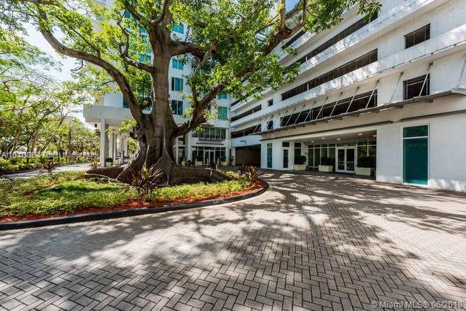 TERRAZAS RIVERPARK VILLAG - Residential
