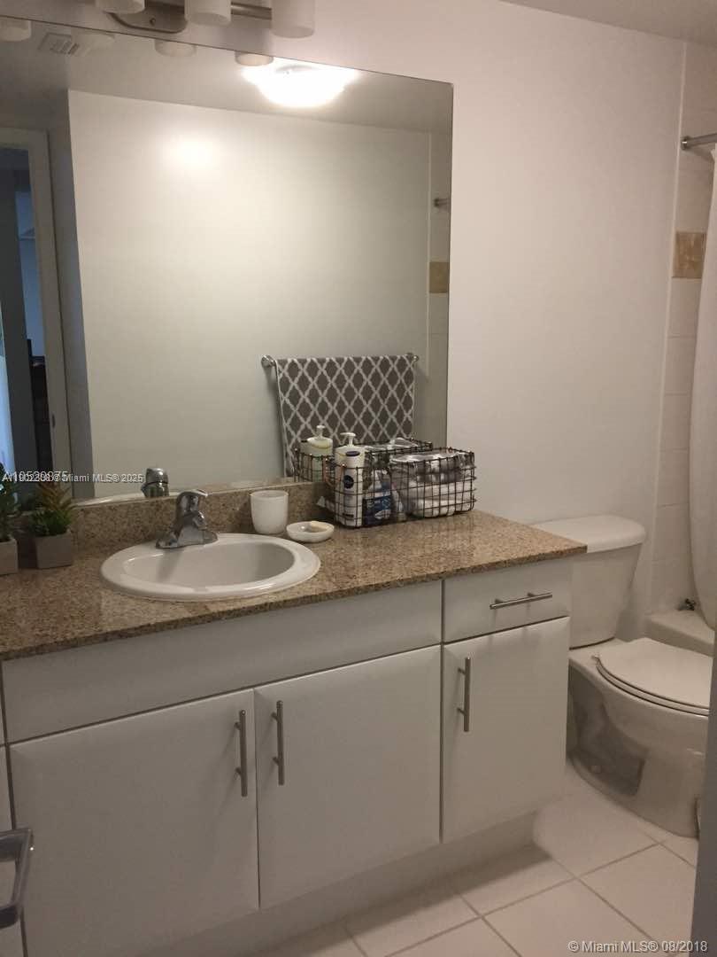 TERRAZAS RIVERPARK VILLAG - Residential