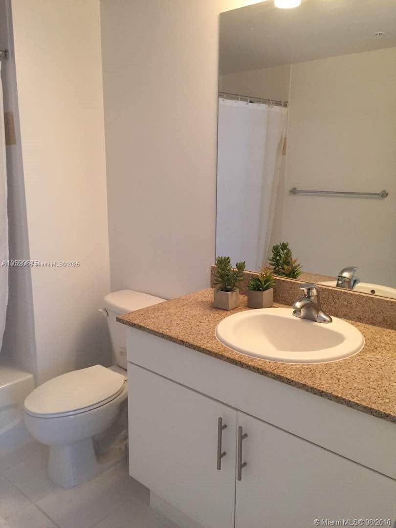 TERRAZAS RIVERPARK VILLAG - Residential