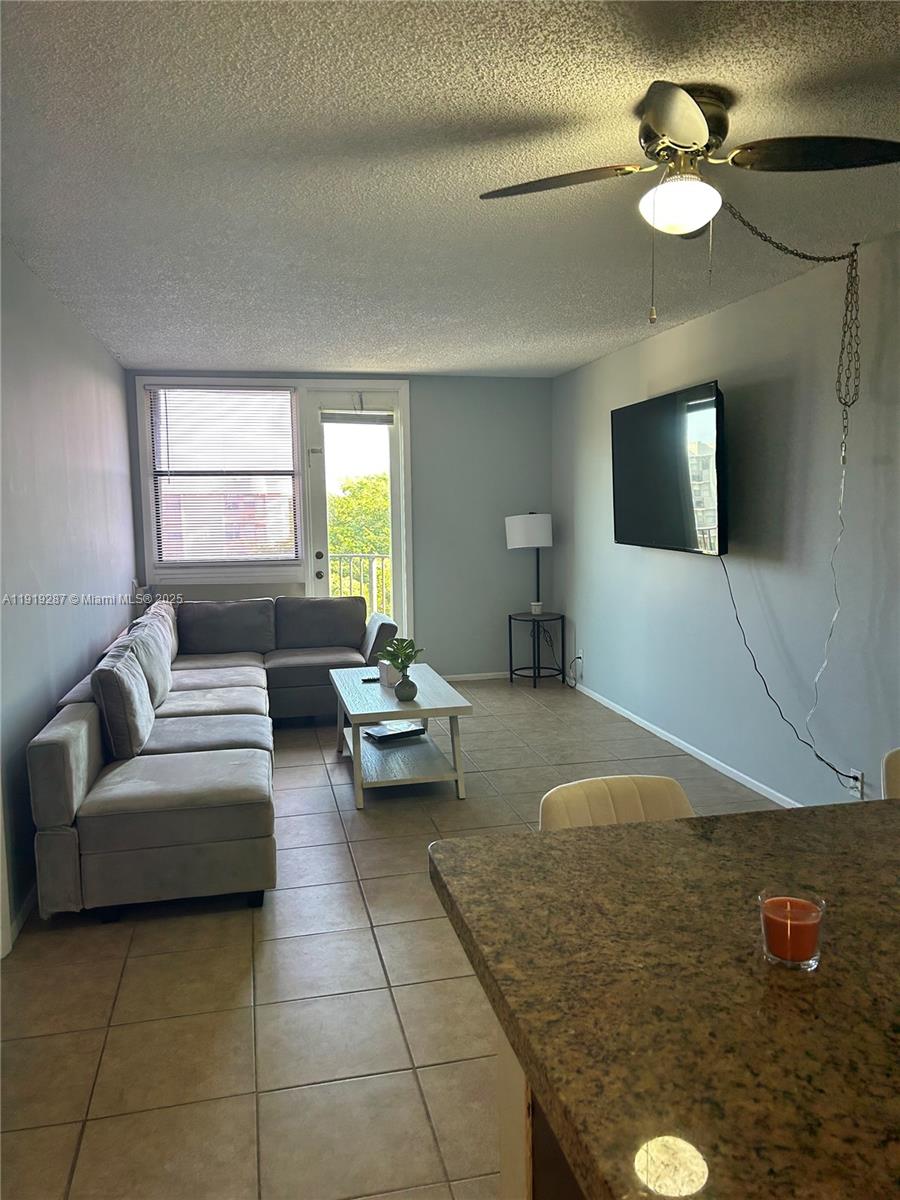 CORAL SPRINGS TOWER CLUB - Residential Lease
