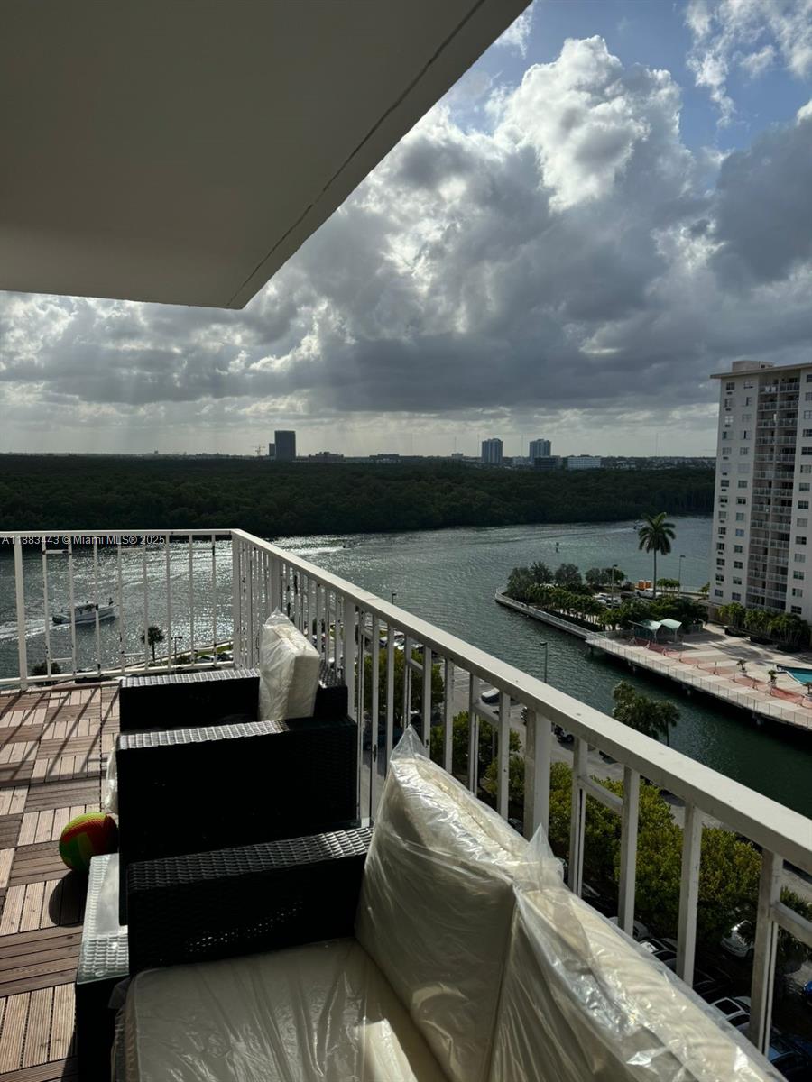 ARLEN HOUSE WEST CONDO - Residential Lease