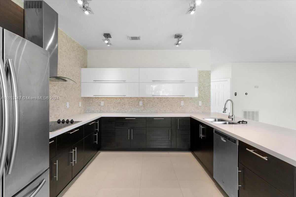 View Cutler Bay, FL 33190 house