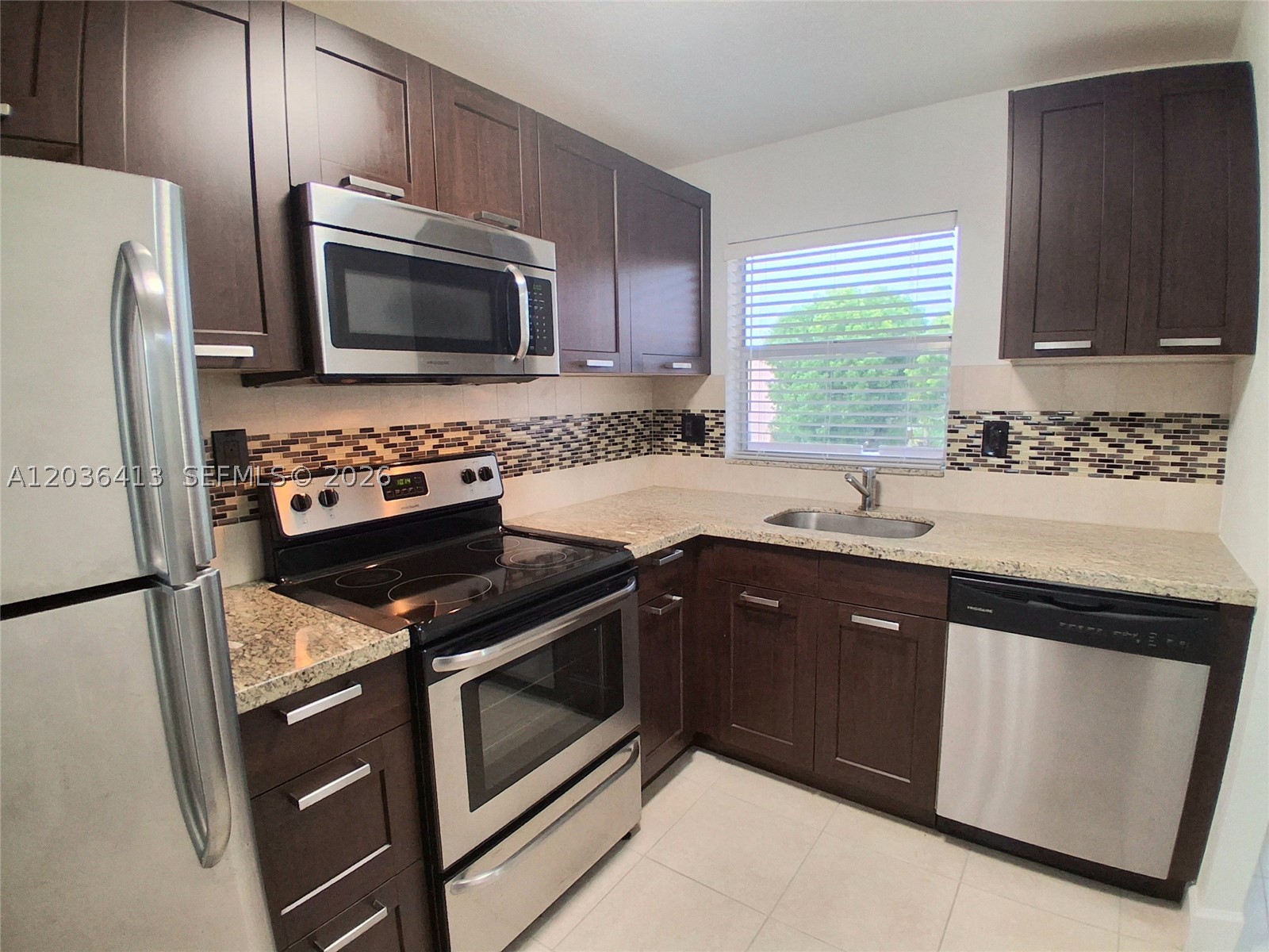 9460 Sunrise Lakes Blvd 309