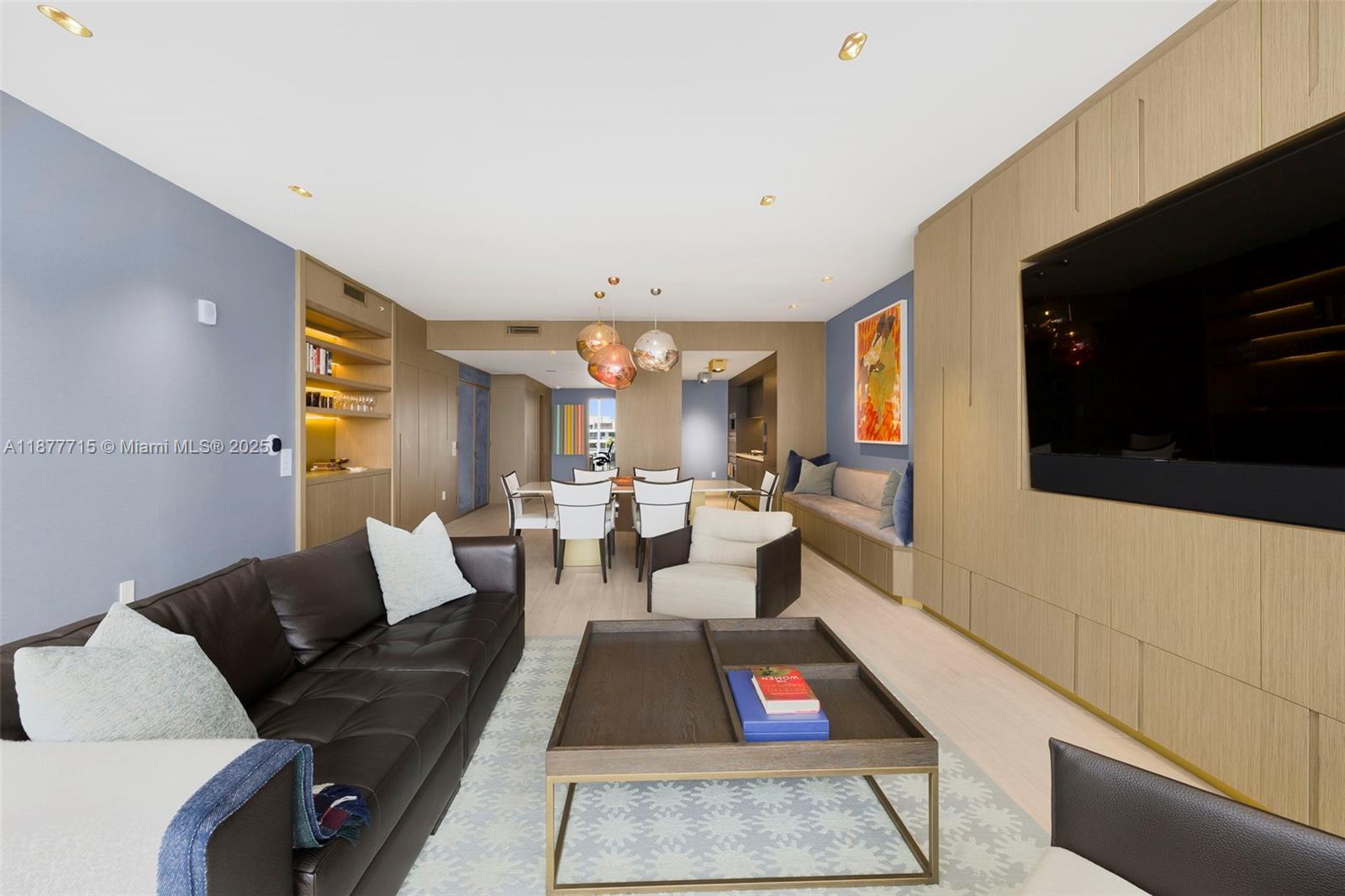 ONE OCEAN CONDO - Residential