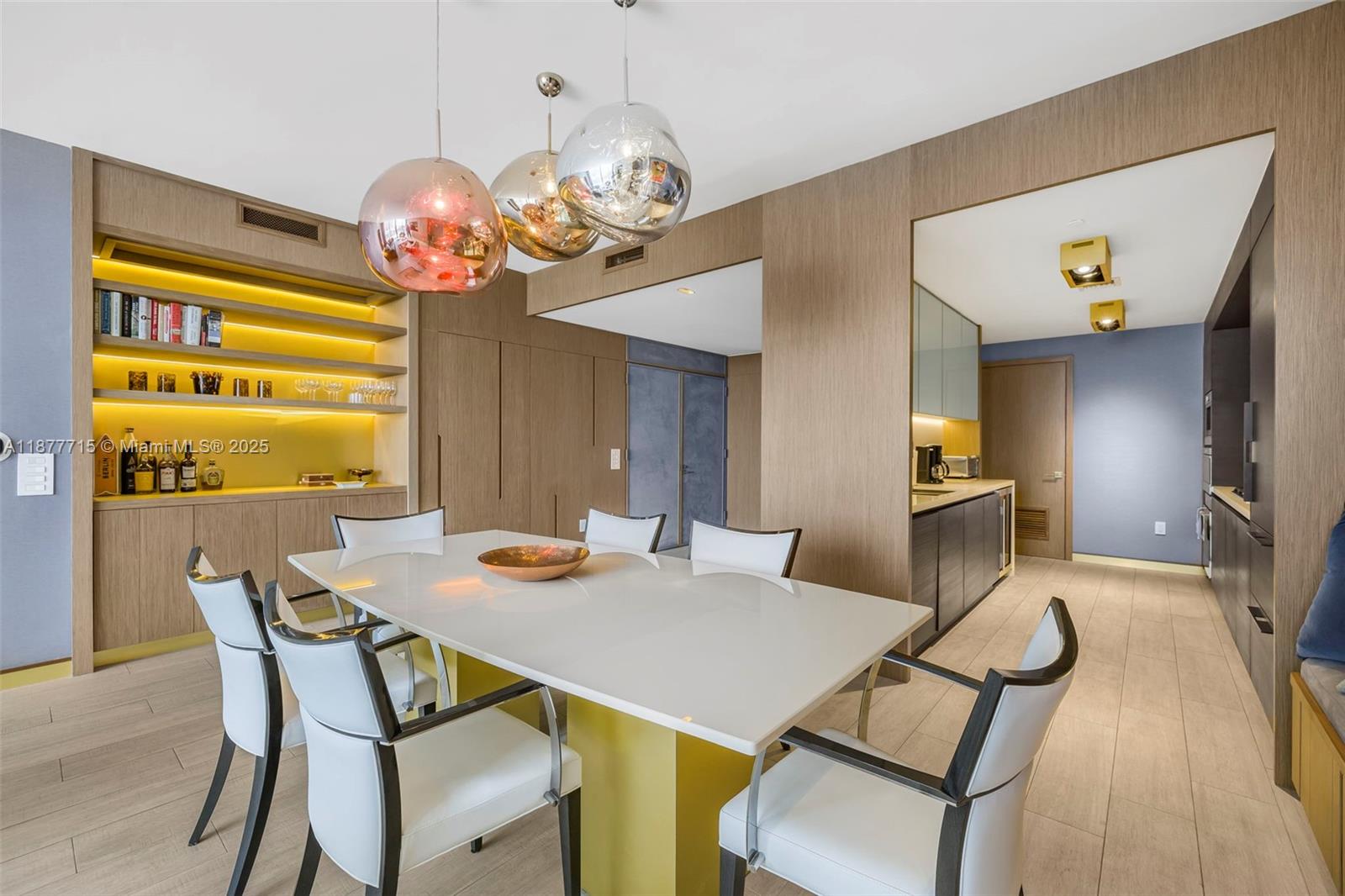 ONE OCEAN CONDO - Residential