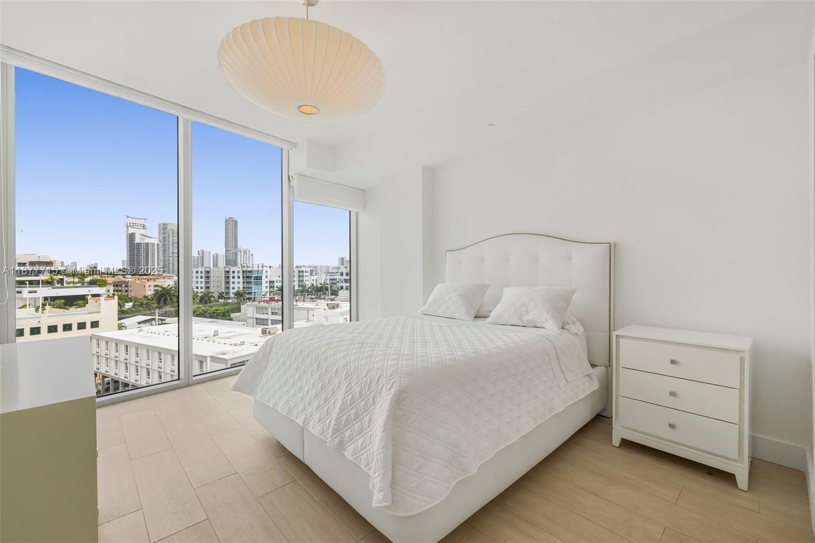 ONE OCEAN CONDO - Residential