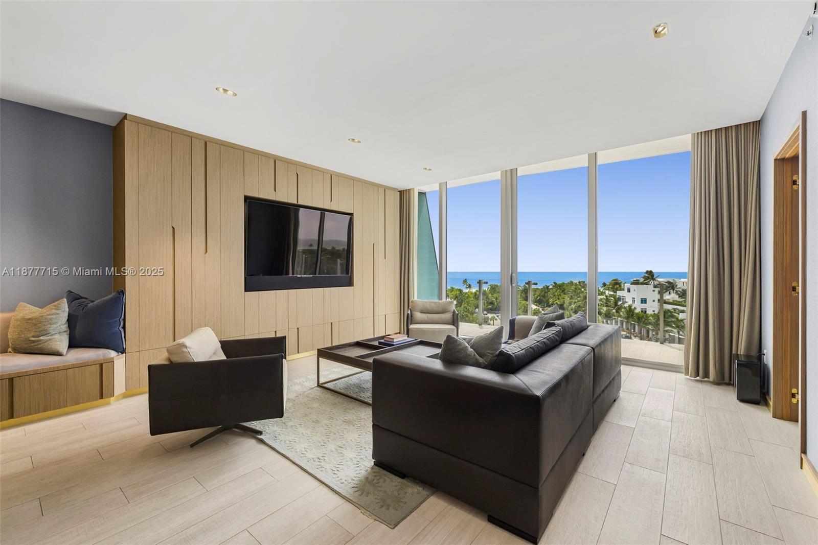 ONE OCEAN CONDO - Residential