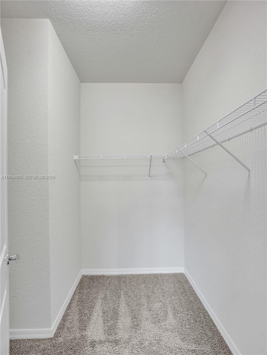 FIELDS AT GULFSTREAM POLO - Residential Lease