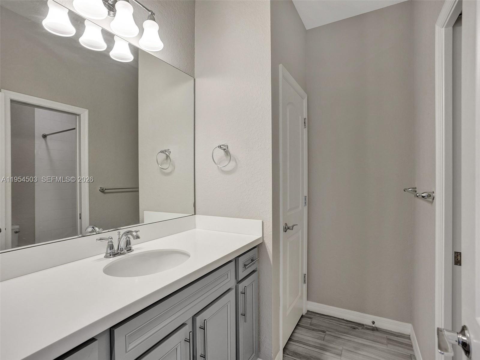 FIELDS AT GULFSTREAM POLO - Residential Lease