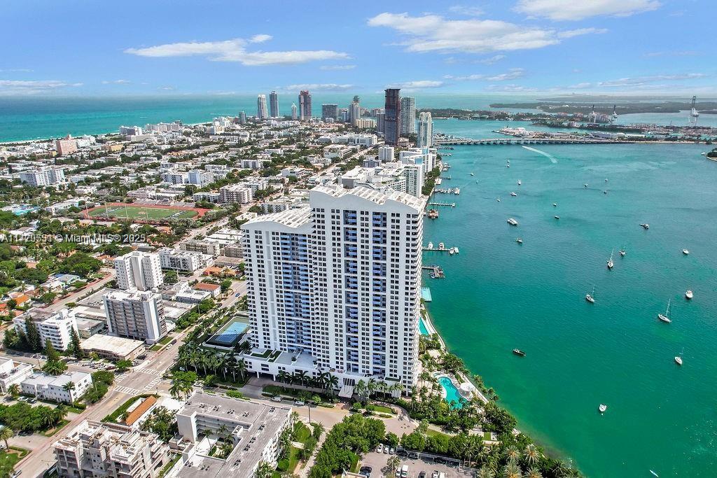 1330 West Ave 1005, Miami Beach, Miami-Dade County, Florida - 1 Bedrooms  
1 Bathrooms - 
