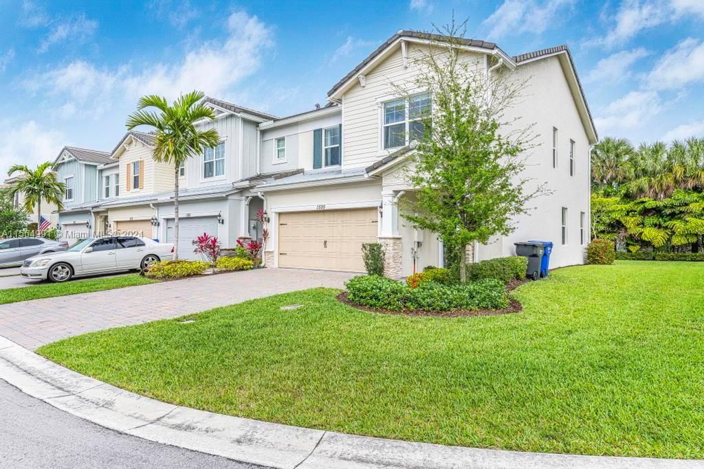 Photo of 1595 Evergreen Ter, Hollywood, FL 33021 (MLS # A11554991)