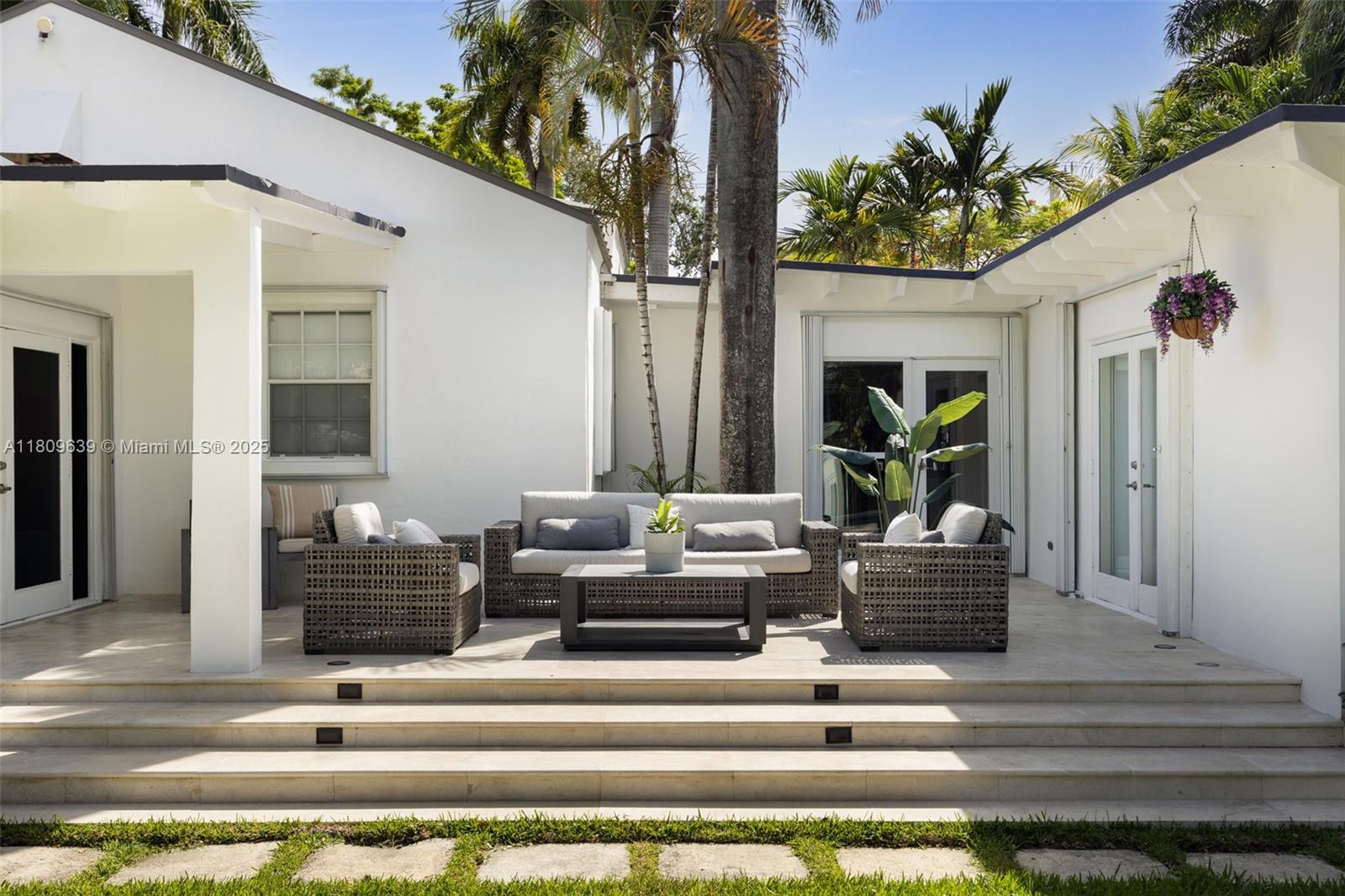 HOLLEMAN PARK - Residential