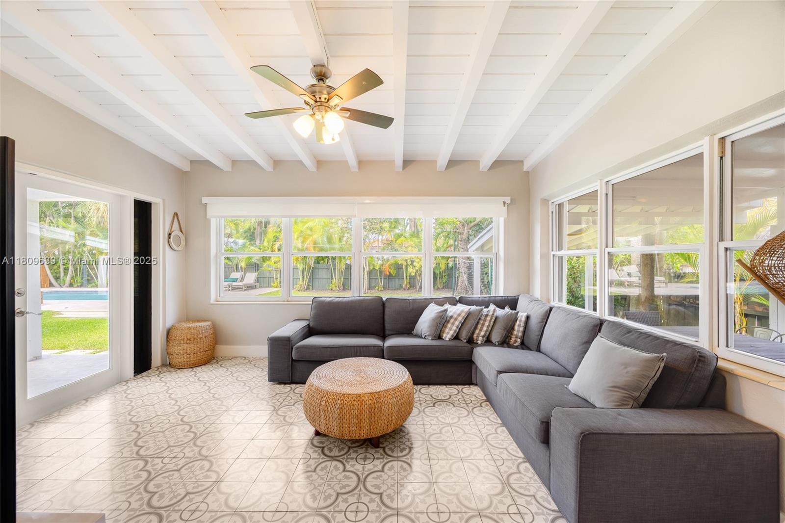 HOLLEMAN PARK - Residential