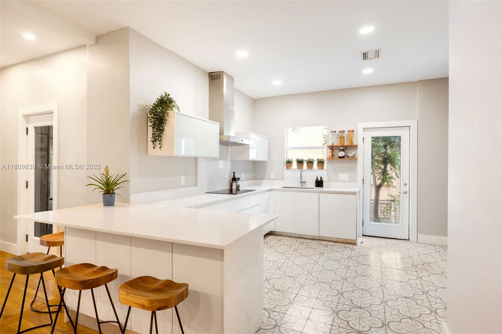 HOLLEMAN PARK - Residential