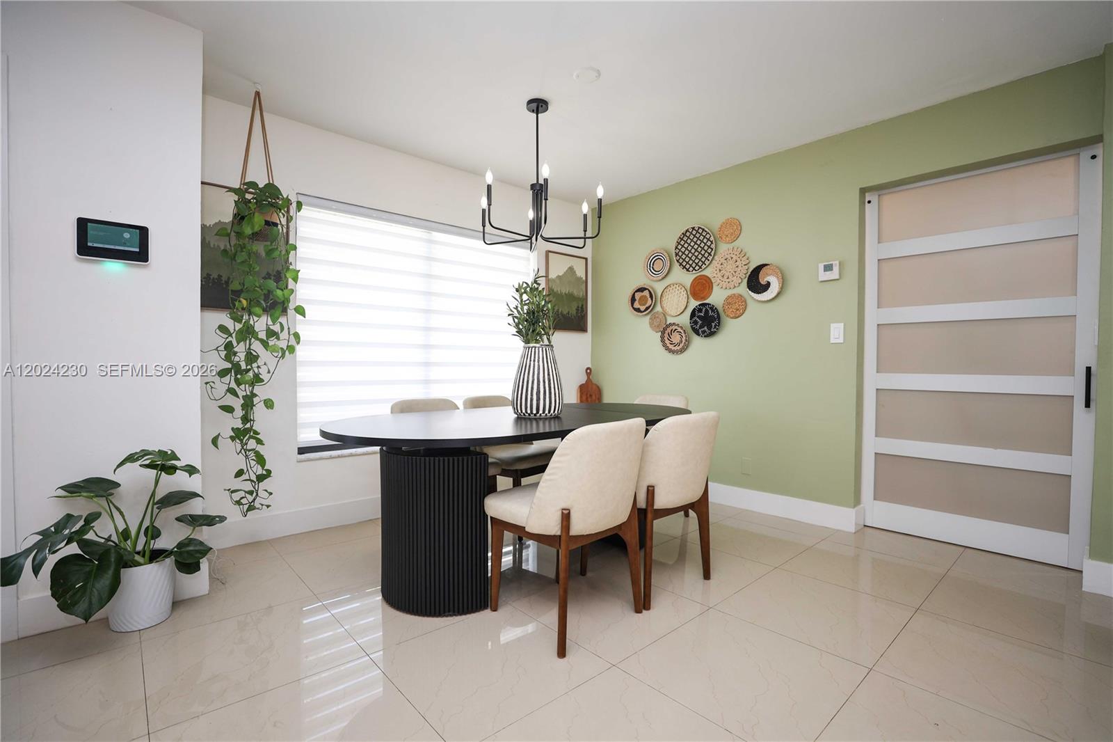 WELLEBY UNIT 2 - Residential