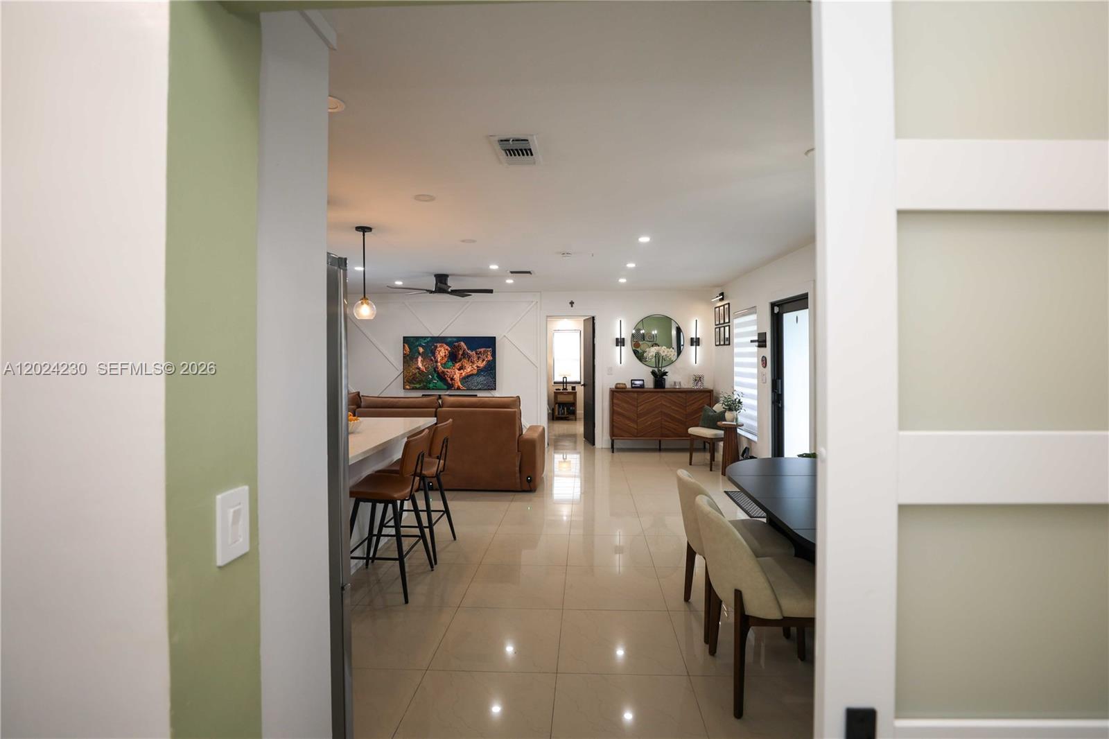 WELLEBY UNIT 2 - Residential