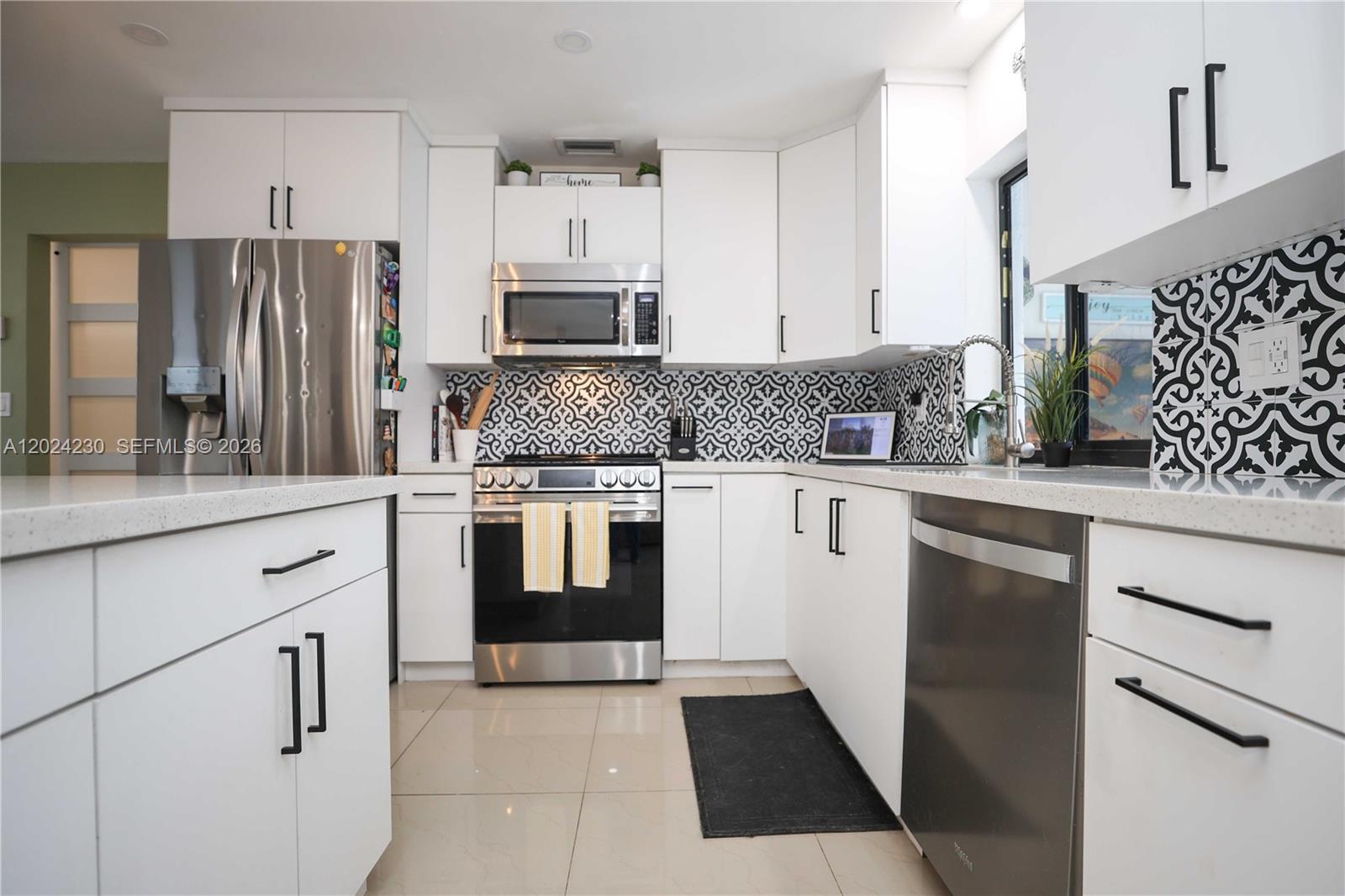WELLEBY UNIT 2 - Residential