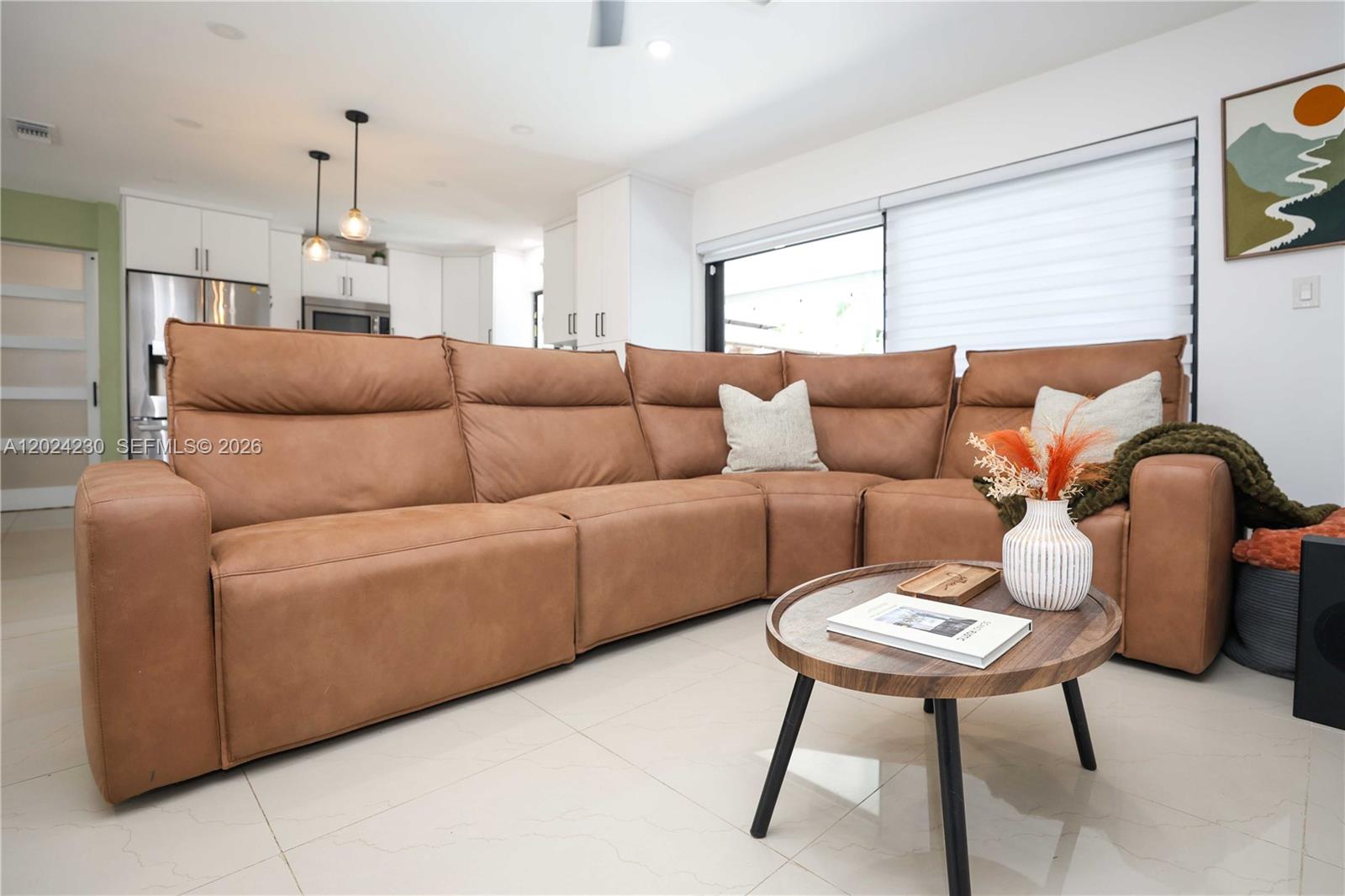 WELLEBY UNIT 2 - Residential