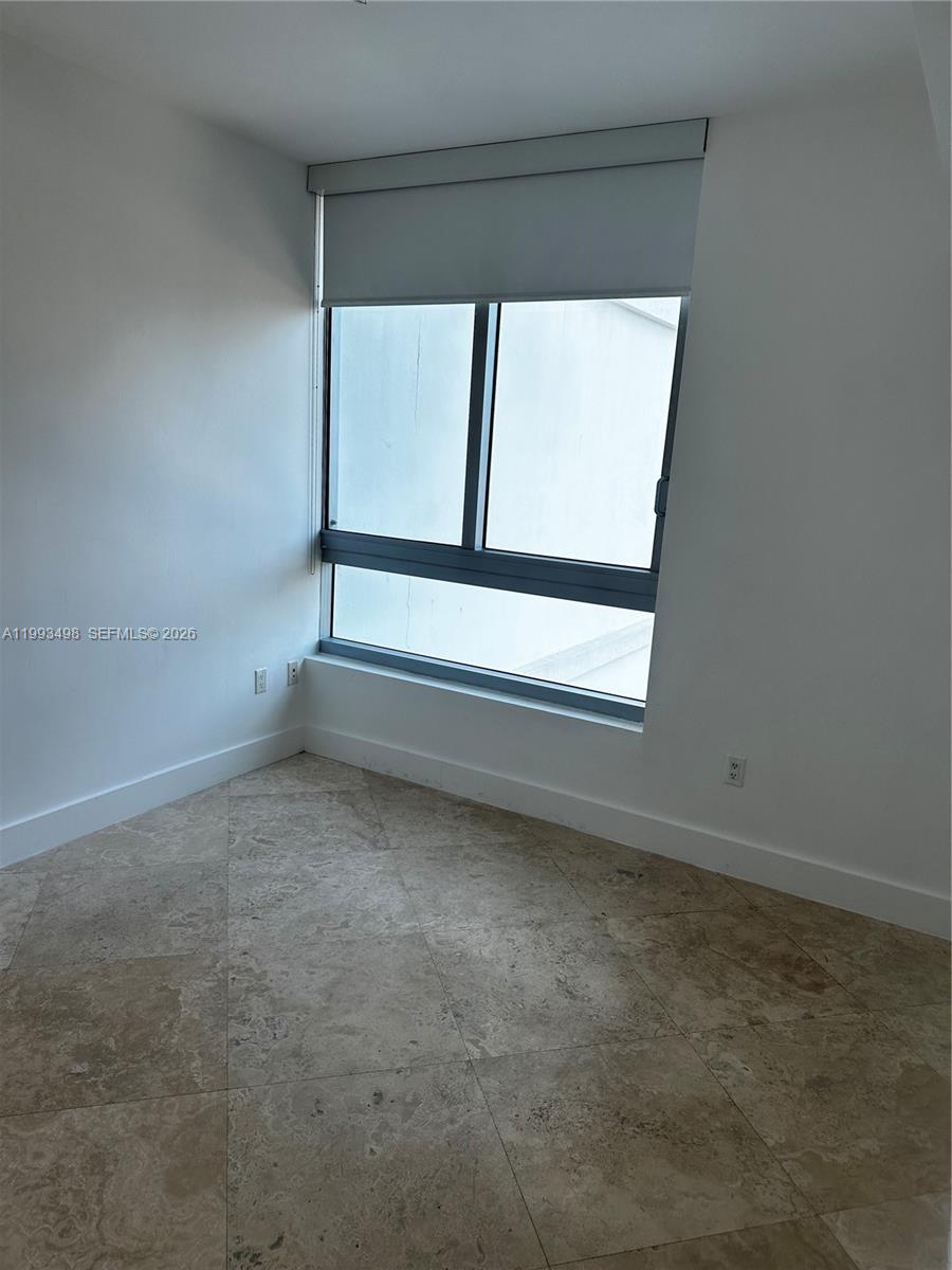 WIND CONDO - Residential Lease