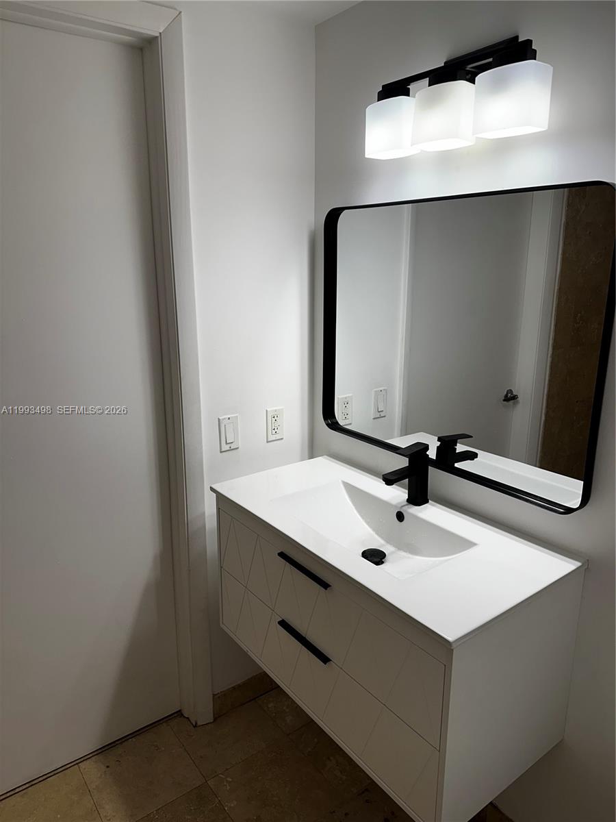 WIND CONDO - Residential Lease