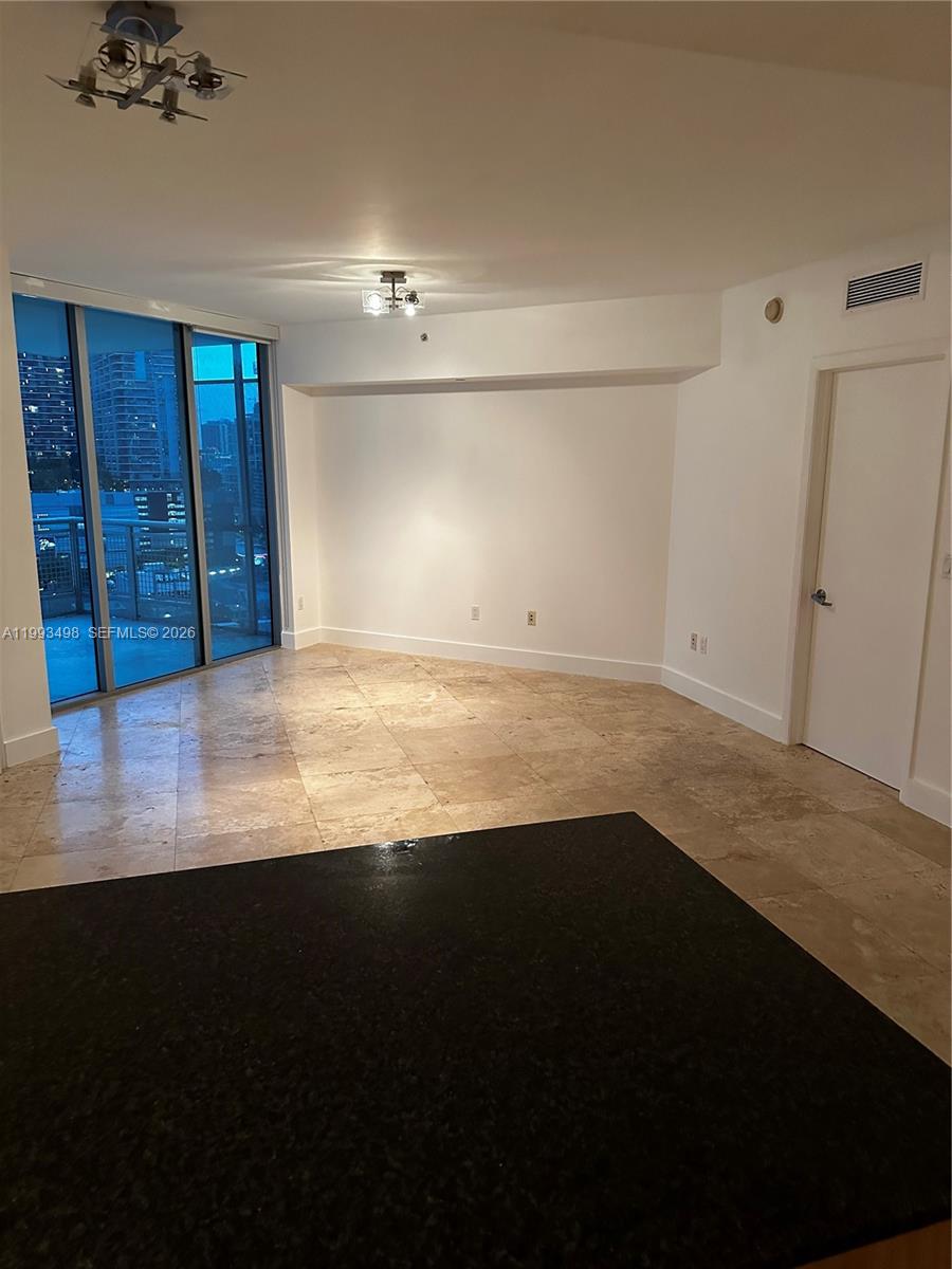 WIND CONDO - Residential Lease