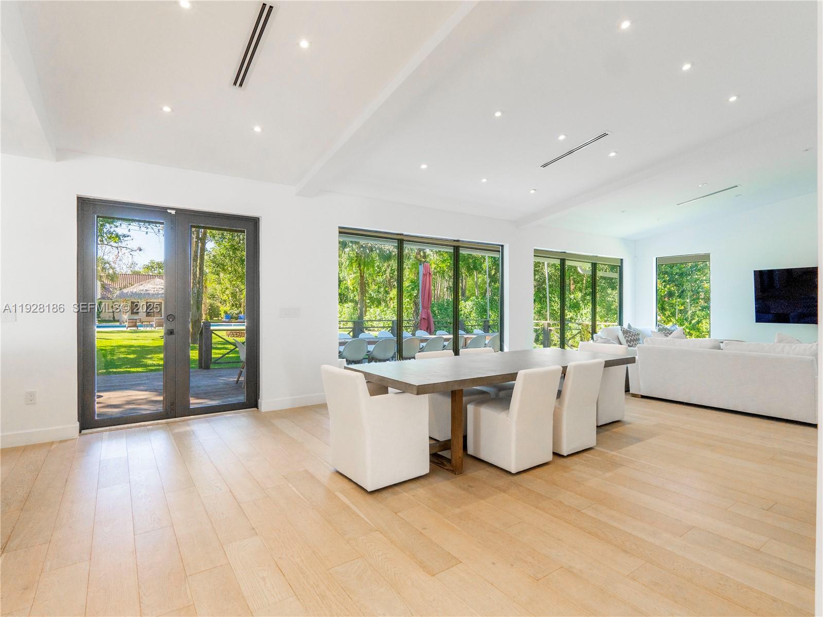 PLANTATION - Residential