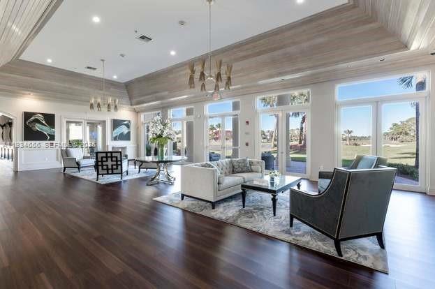 MADISON GREEN 1 PARS F AN - Residential