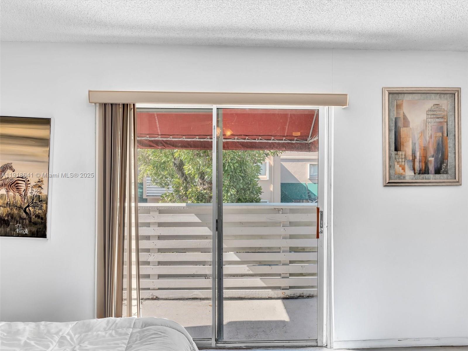 KENDALL CENTER - Residential