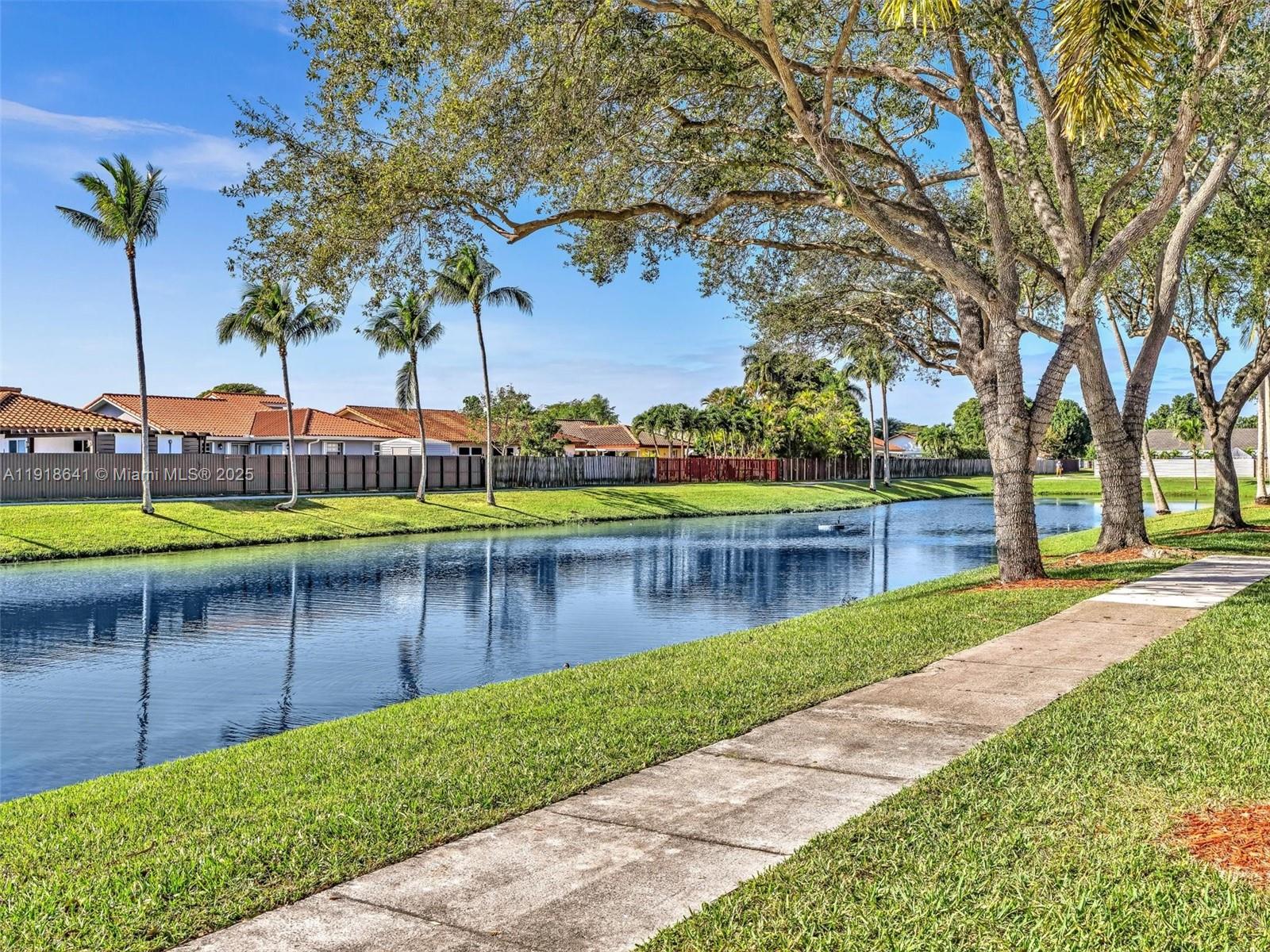 KENDALL CENTER - Residential