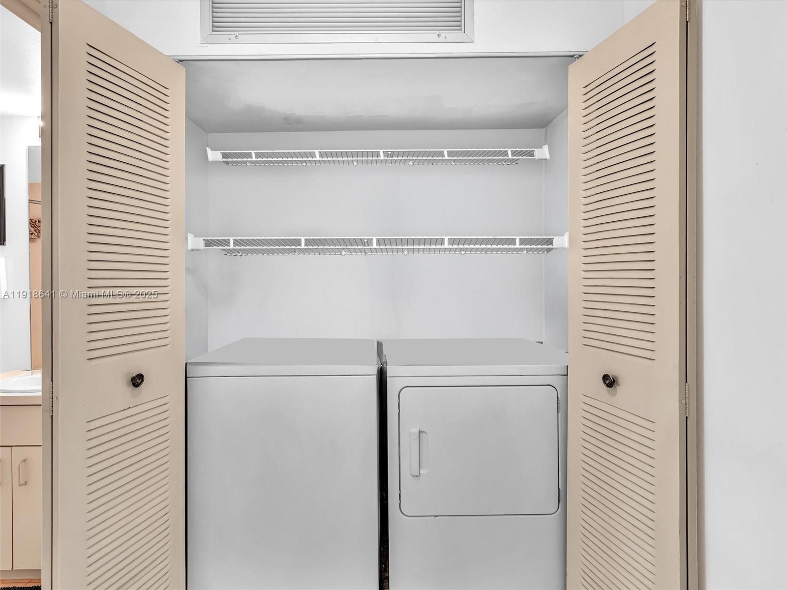 KENDALL CENTER - Residential