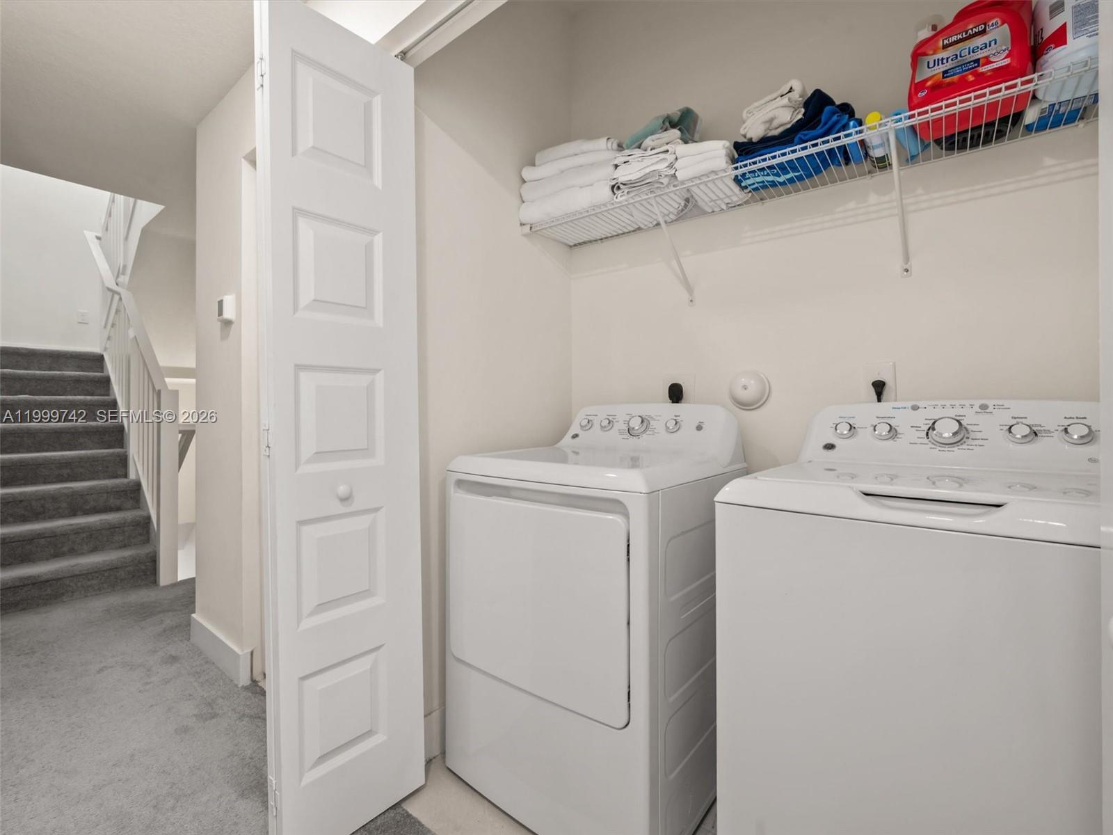 DOWNTOWN DORAL SOUTH PHAS - Residential Lease