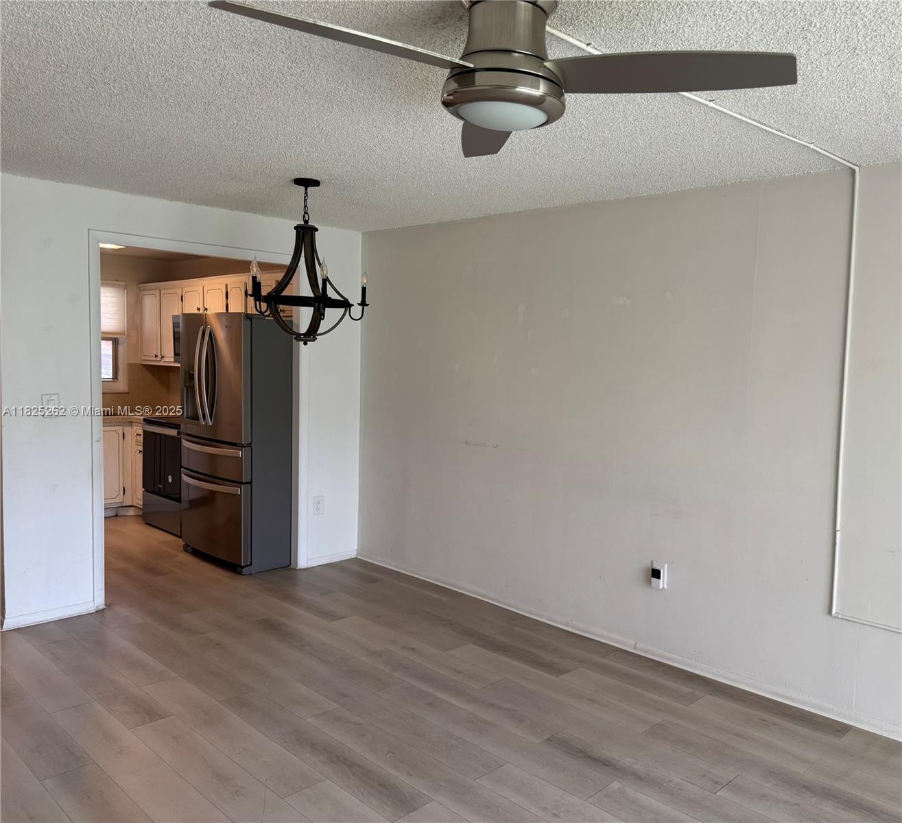 8020 N Sunrise Lakes Dr 112, Sunrise, FL, 33322/$143,400 3 8020 N Sunrise Lakes Dr 112
