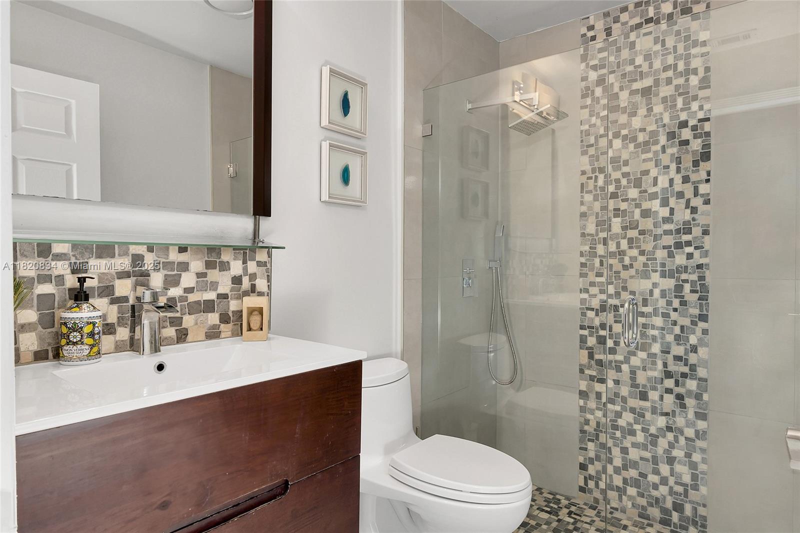 MIAMI LAKES-LAKE ELIZABETH - Residential