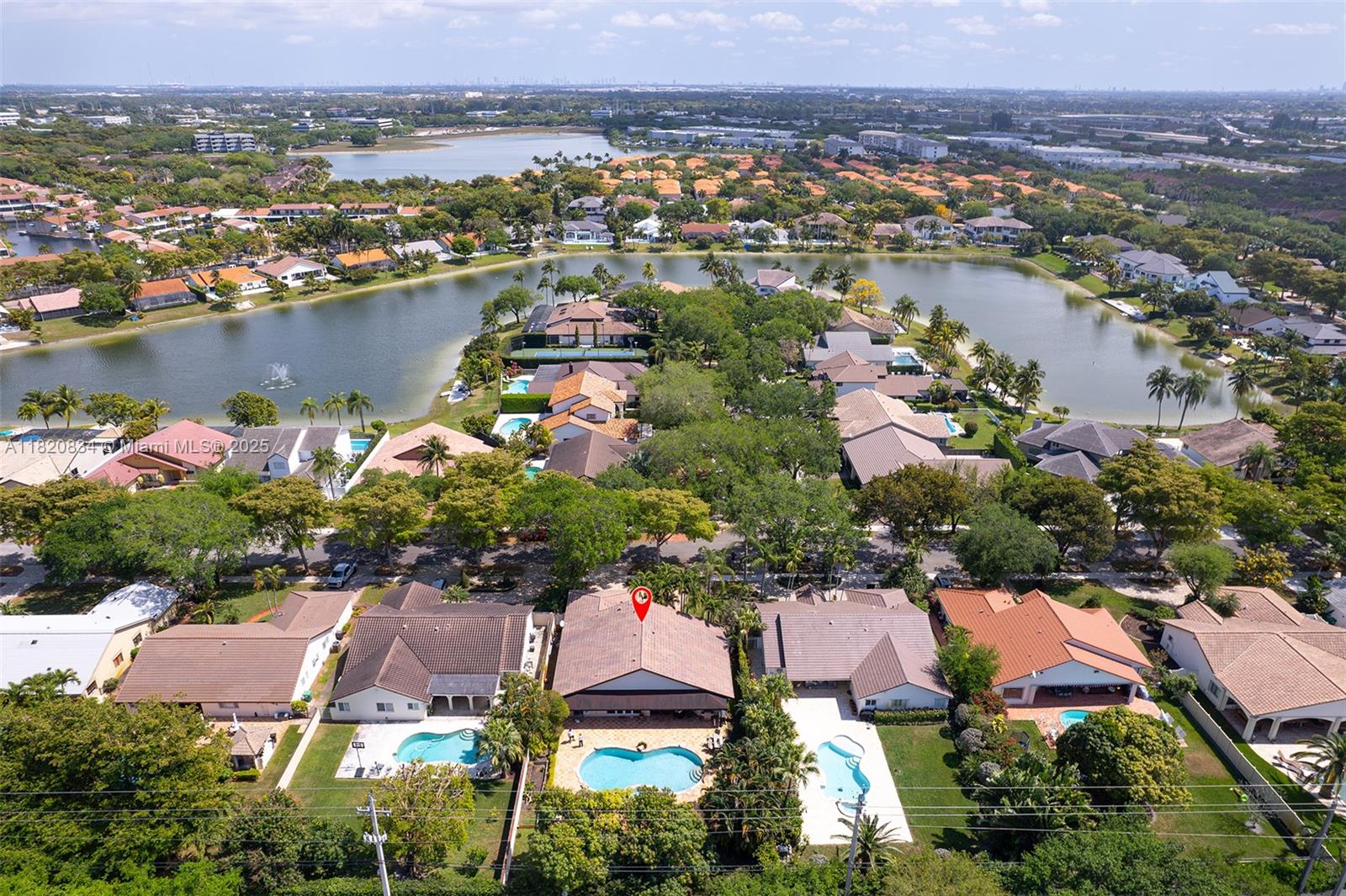 MIAMI LAKES-LAKE ELIZABETH - Residential