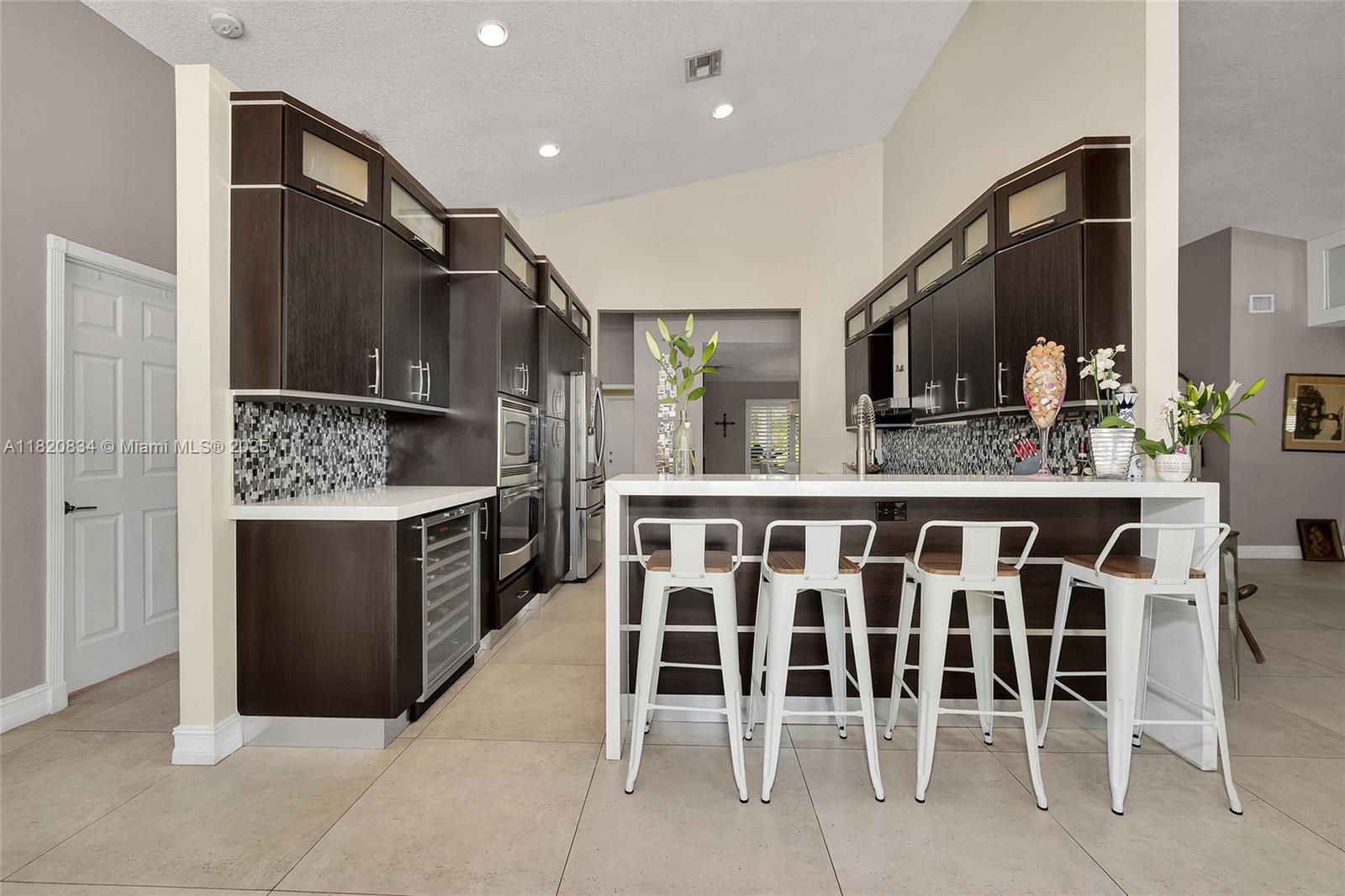 MIAMI LAKES-LAKE ELIZABETH - Residential