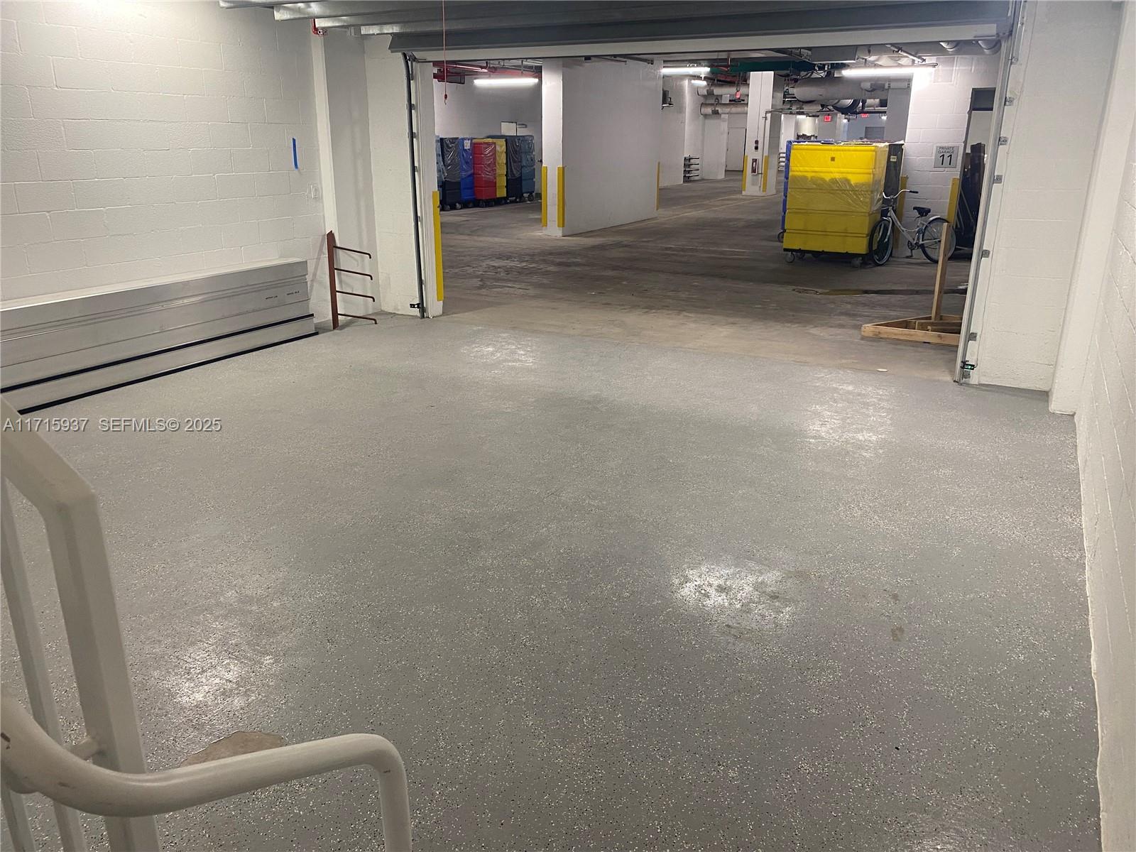 NORTH BISCAYNE BEACH AMEN - Residential