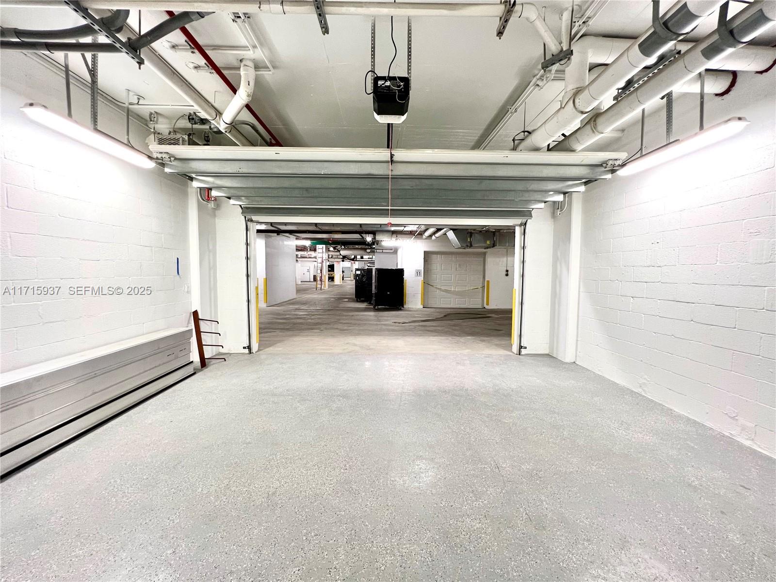 NORTH BISCAYNE BEACH AMEN - Residential