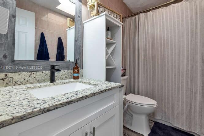 KINGS COURT - Residential