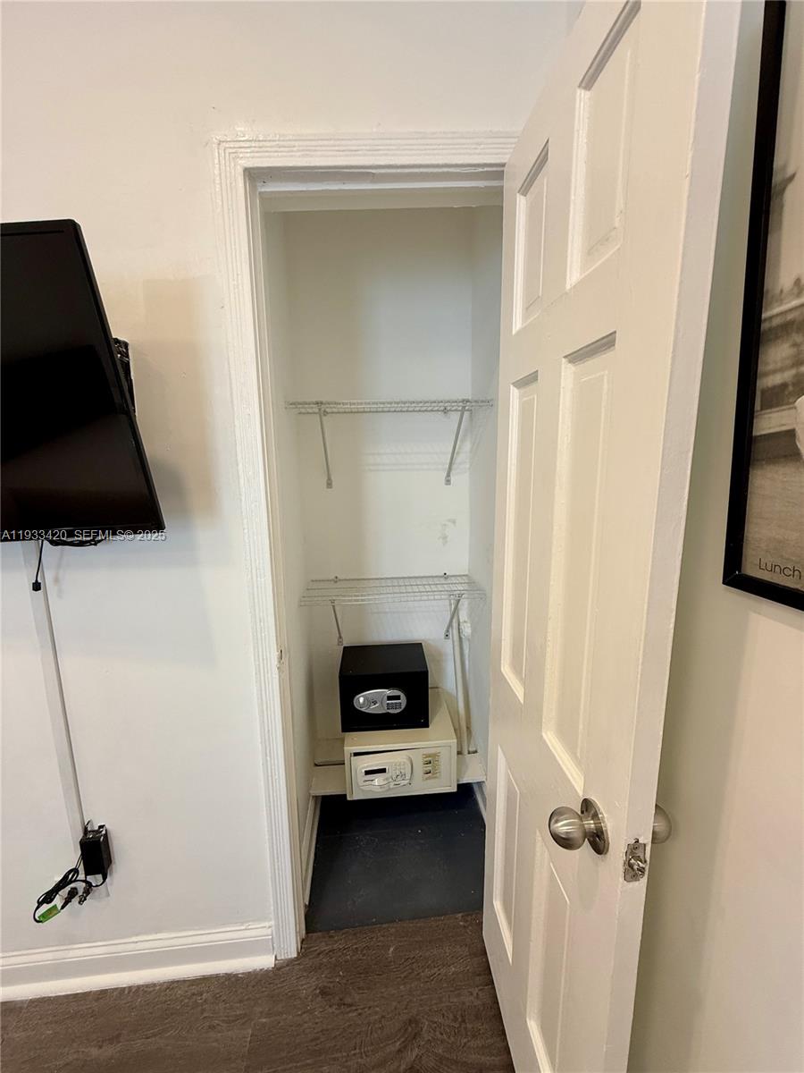 LINCOLN SUB - Residential Lease