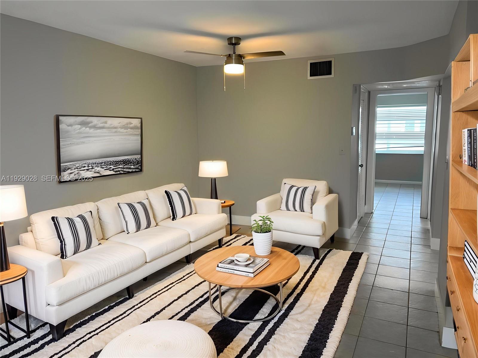 LAUDERDALE - Residential Lease