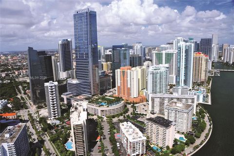 1435 Brickell Ave 3106 Miami FL 33131