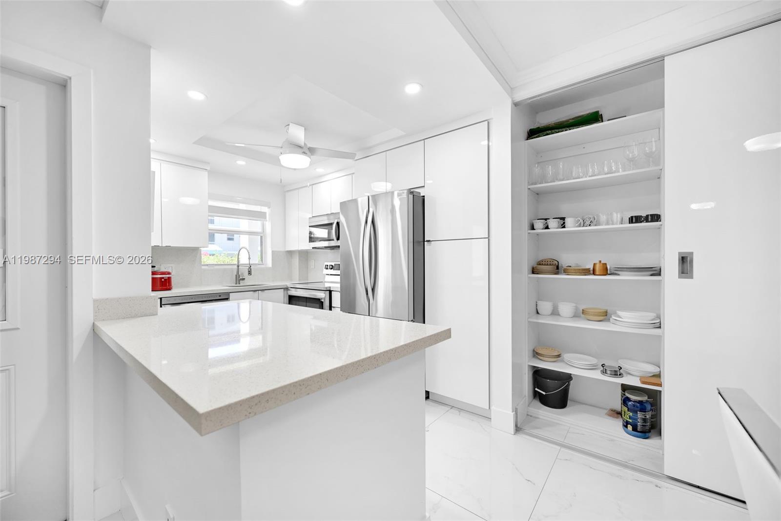 CASA PARADISO CO-OP - Residential