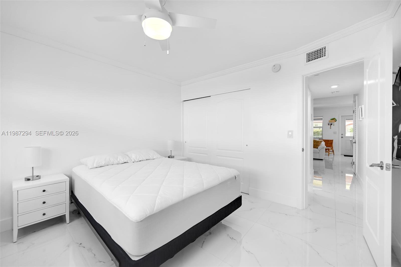 CASA PARADISO CO-OP - Residential