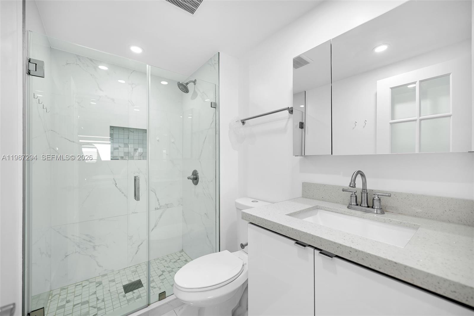 CASA PARADISO CO-OP - Residential