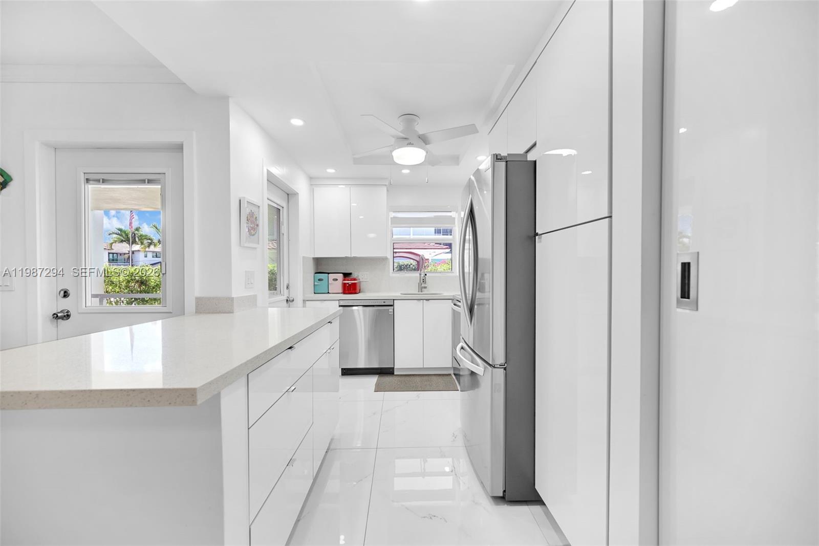 CASA PARADISO CO-OP - Residential