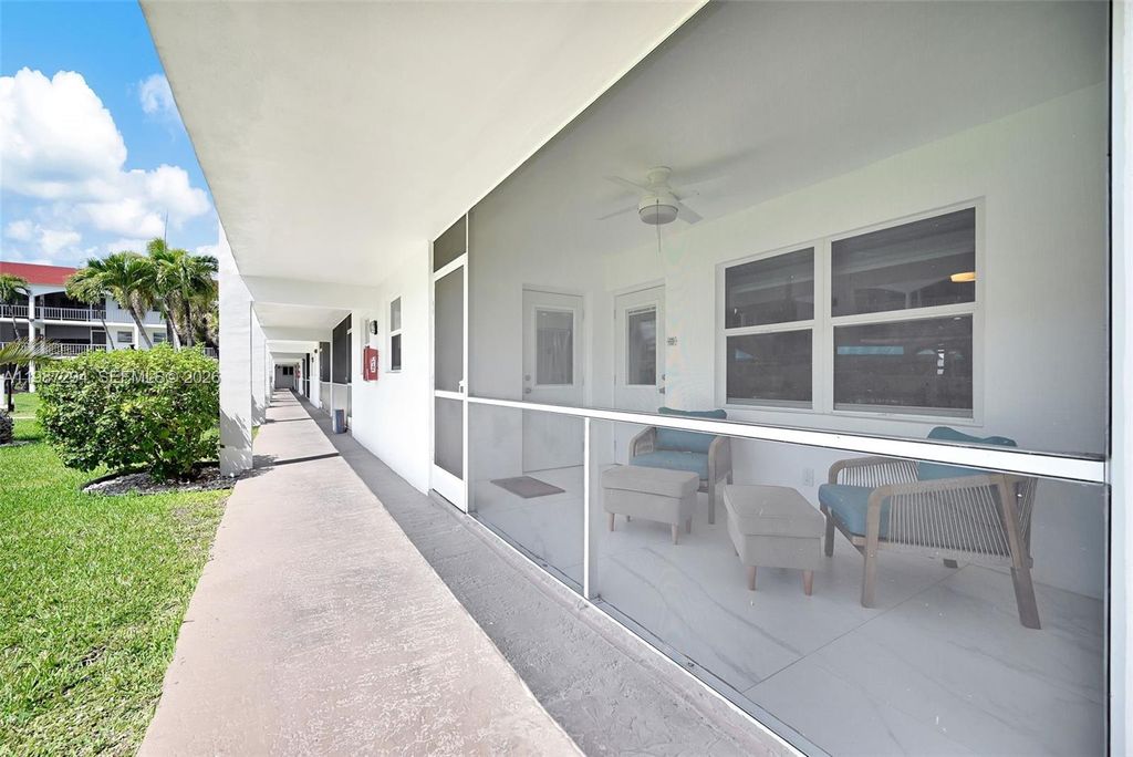Photo of 580 Egret Dr #122, Hallandale Beach, FL 33009 (MLS # A11987294)