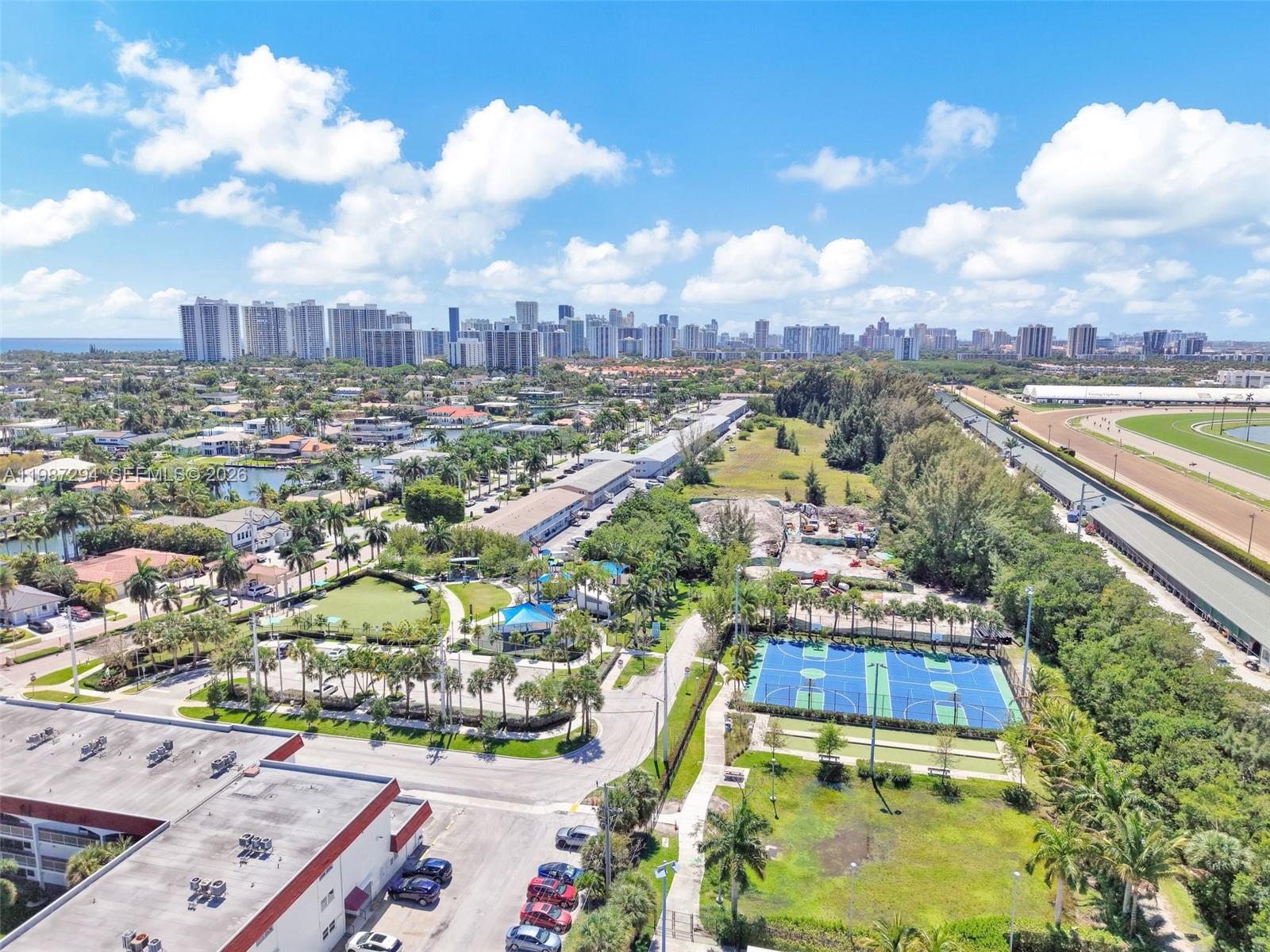 CASA PARADISO CO-OP - Residential